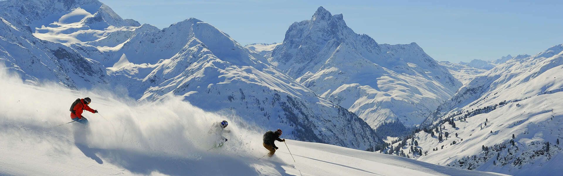 Skifahren am Arlberg in Tirol