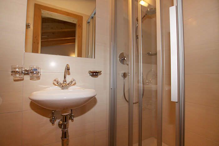 Badezimmer im Appartement 3 in Apart St Hubertus
