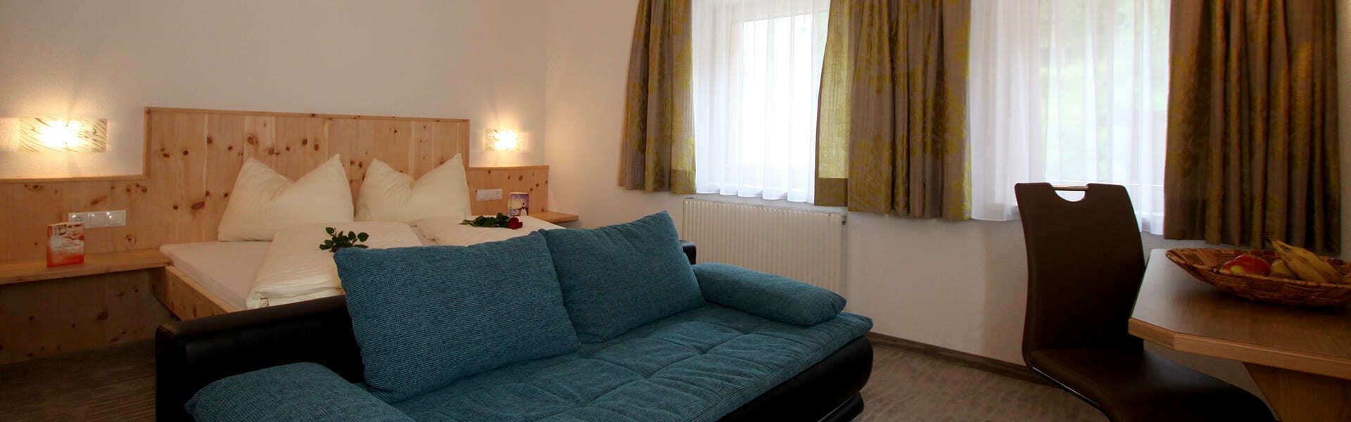 Appartement mit Doppelzimmer im Apart St Hubertus in Flirsch